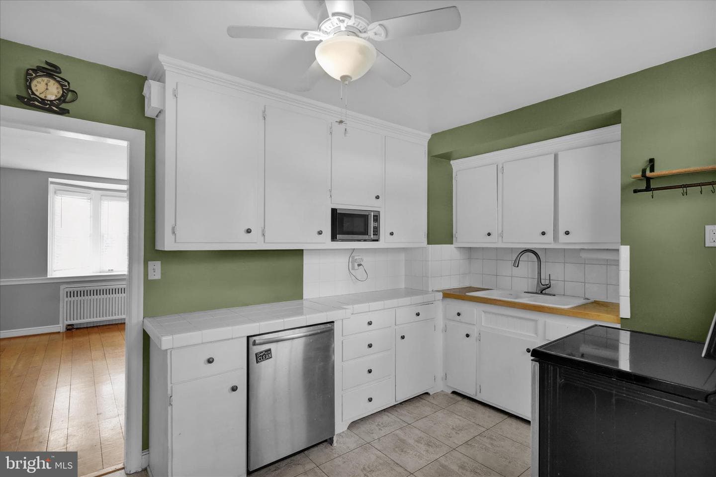 16 Haskell Drive photo 13