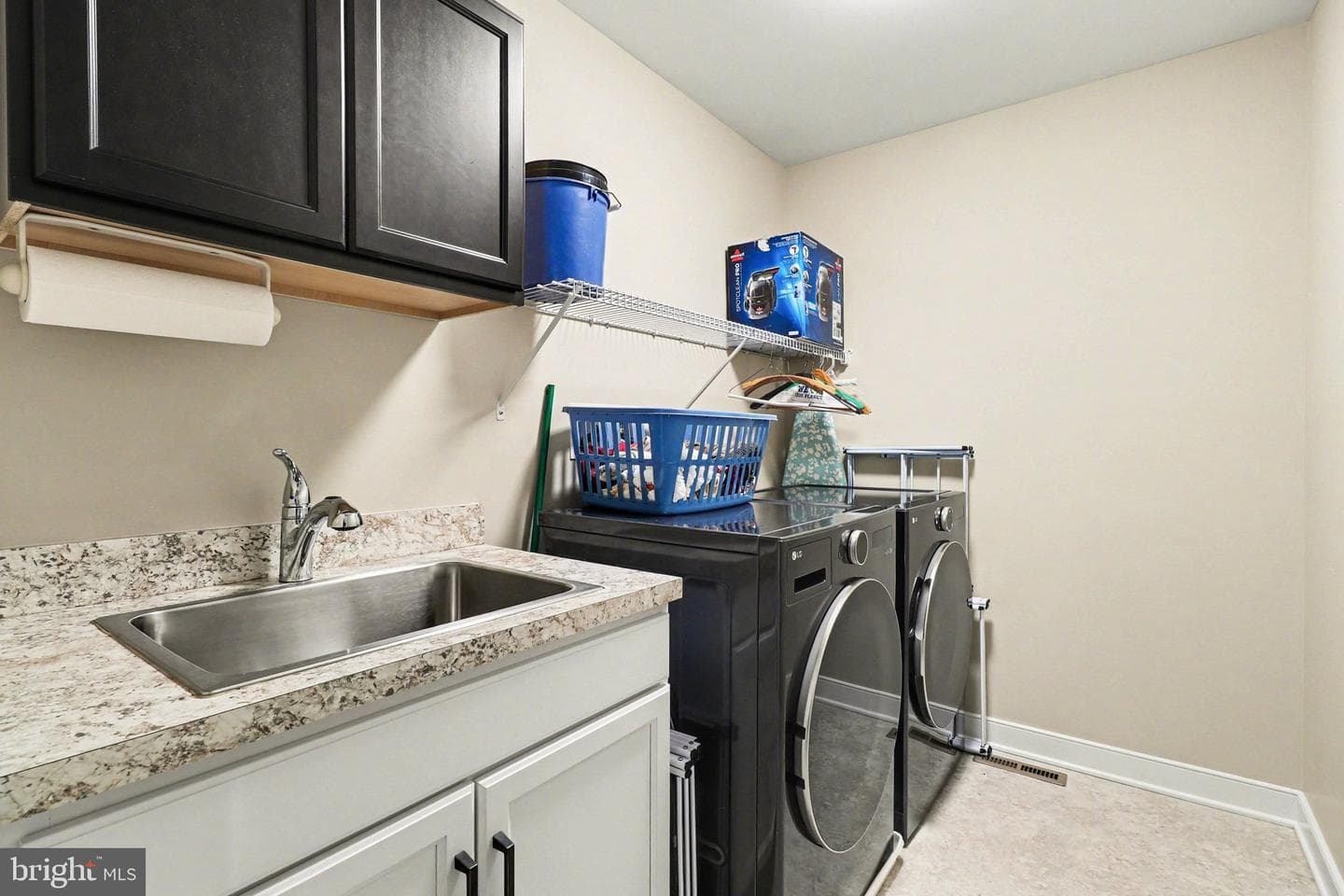 220 Pebble Drive photo 30