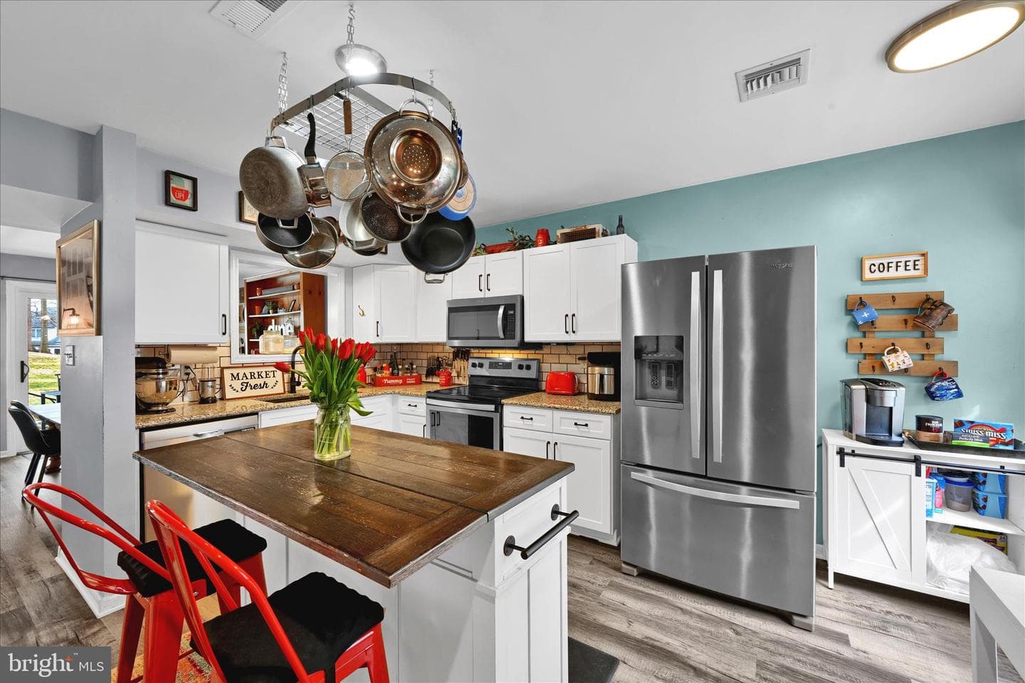 214 Winding Hill Drive photo 11