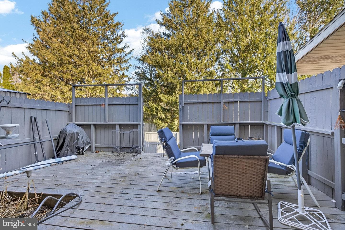 129 Townhouse Lane photo 32