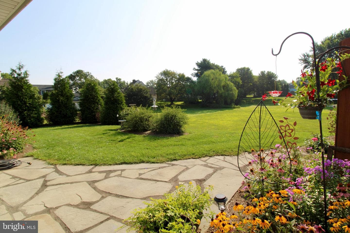 923 Jade Avenue photo 38
