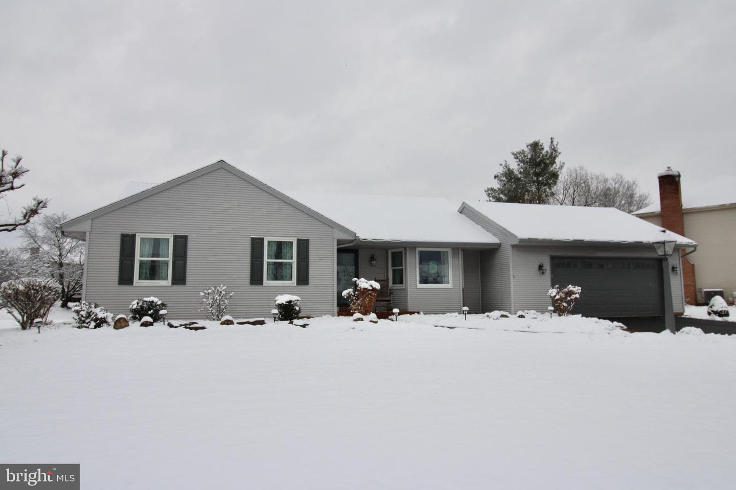 923 Jade Avenue photo 56