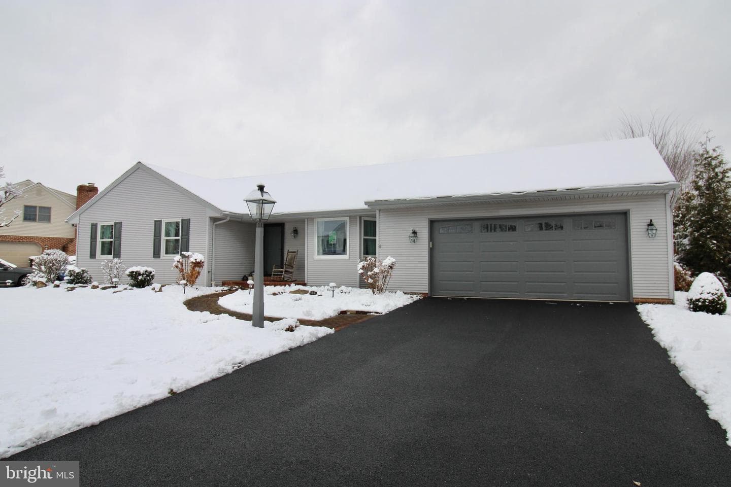 923 Jade Avenue photo 58