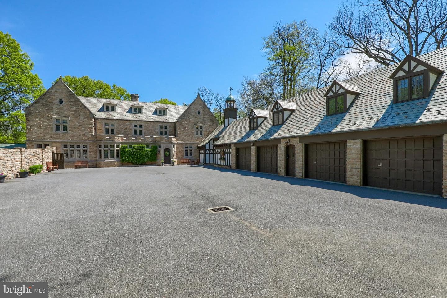 80 School House Road photo 3