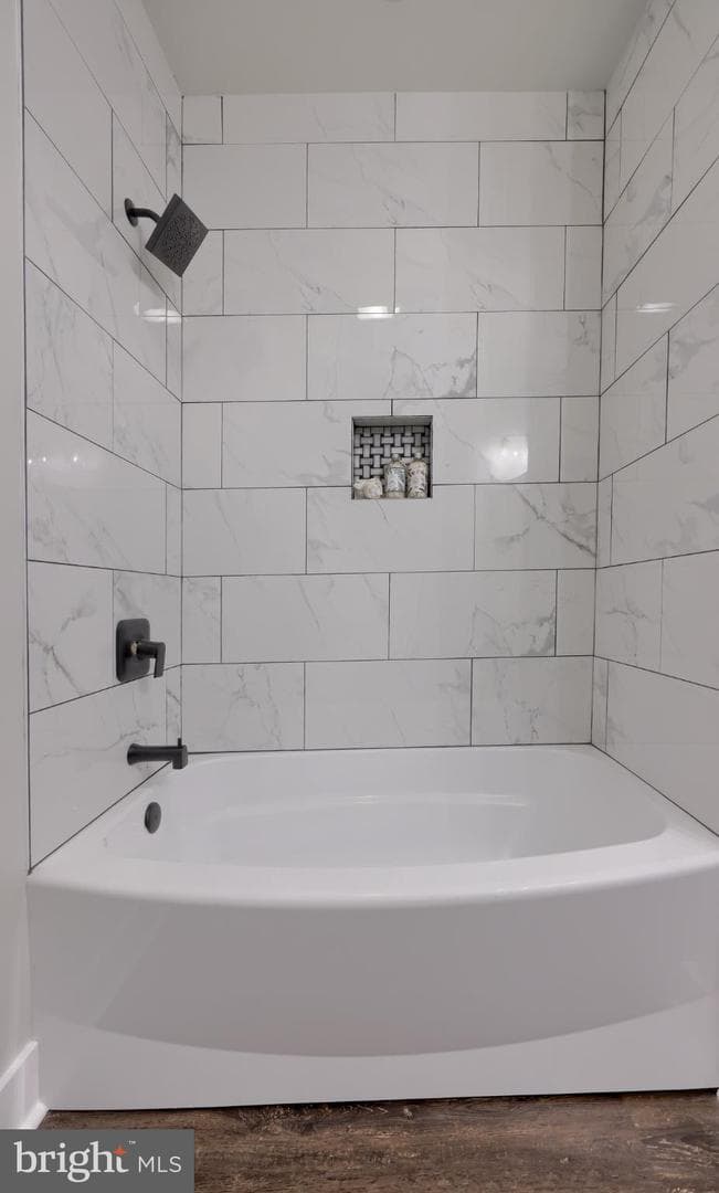 350 E Chestnut Street photo 35