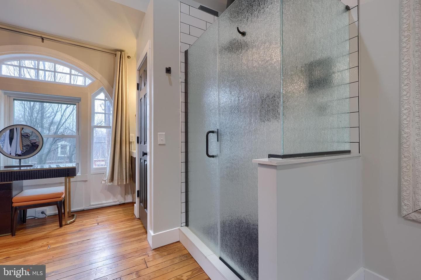 350 E Chestnut Street photo 47