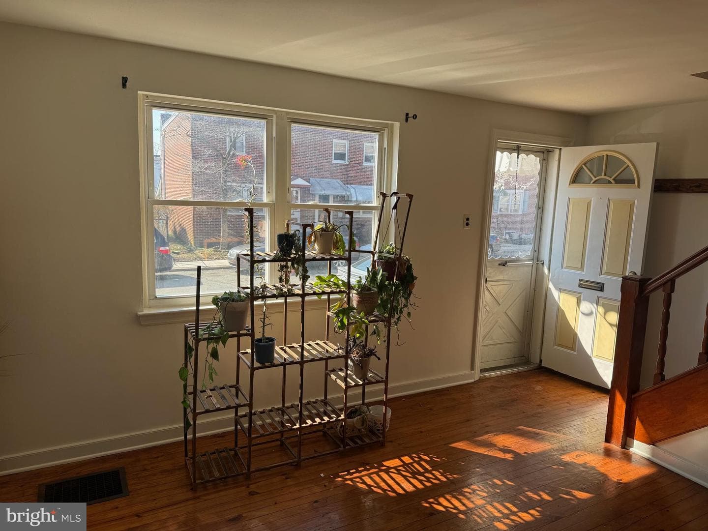 65 Wise Ave. photo 4