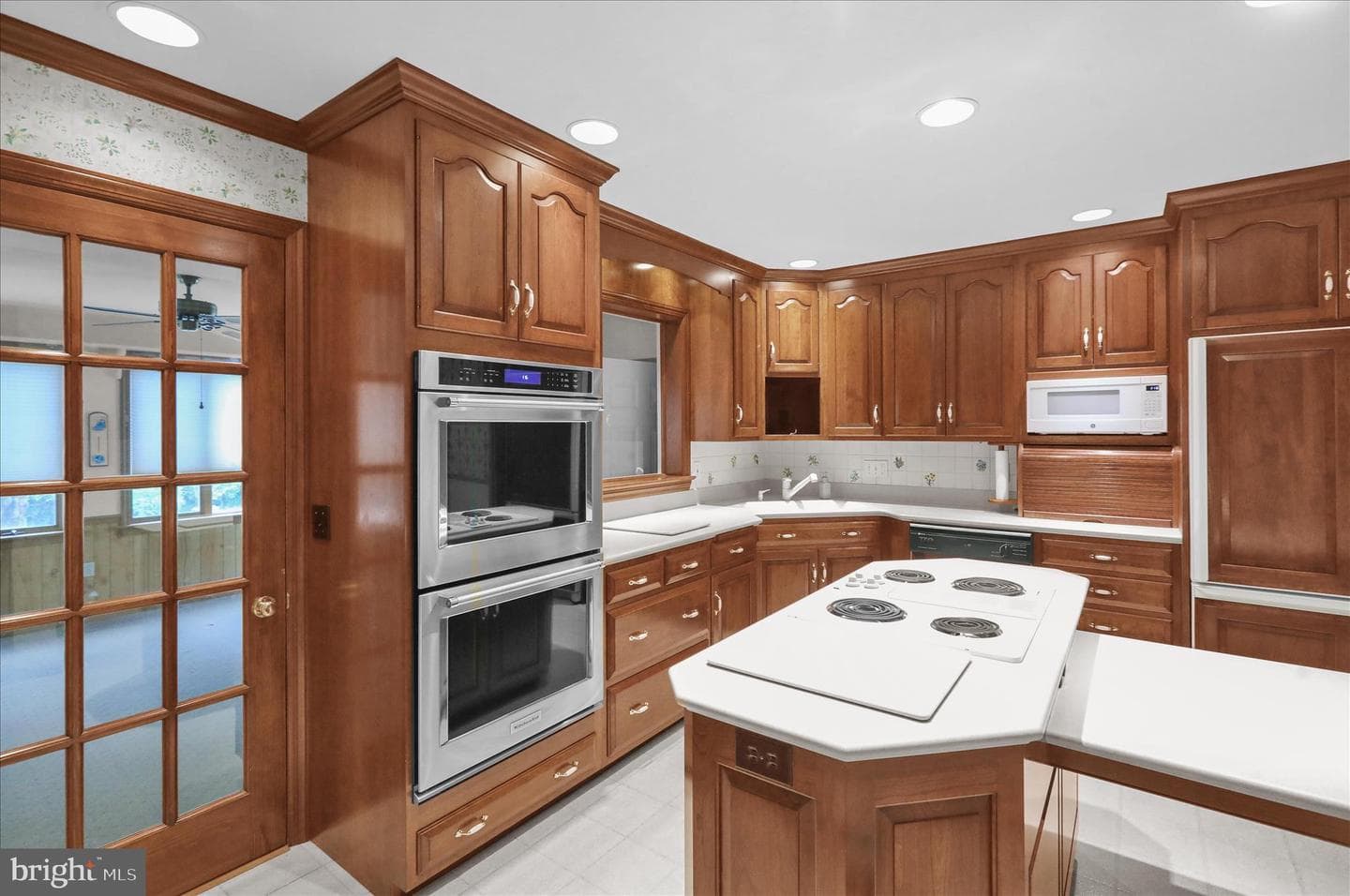 62 Oak Lane photo 27