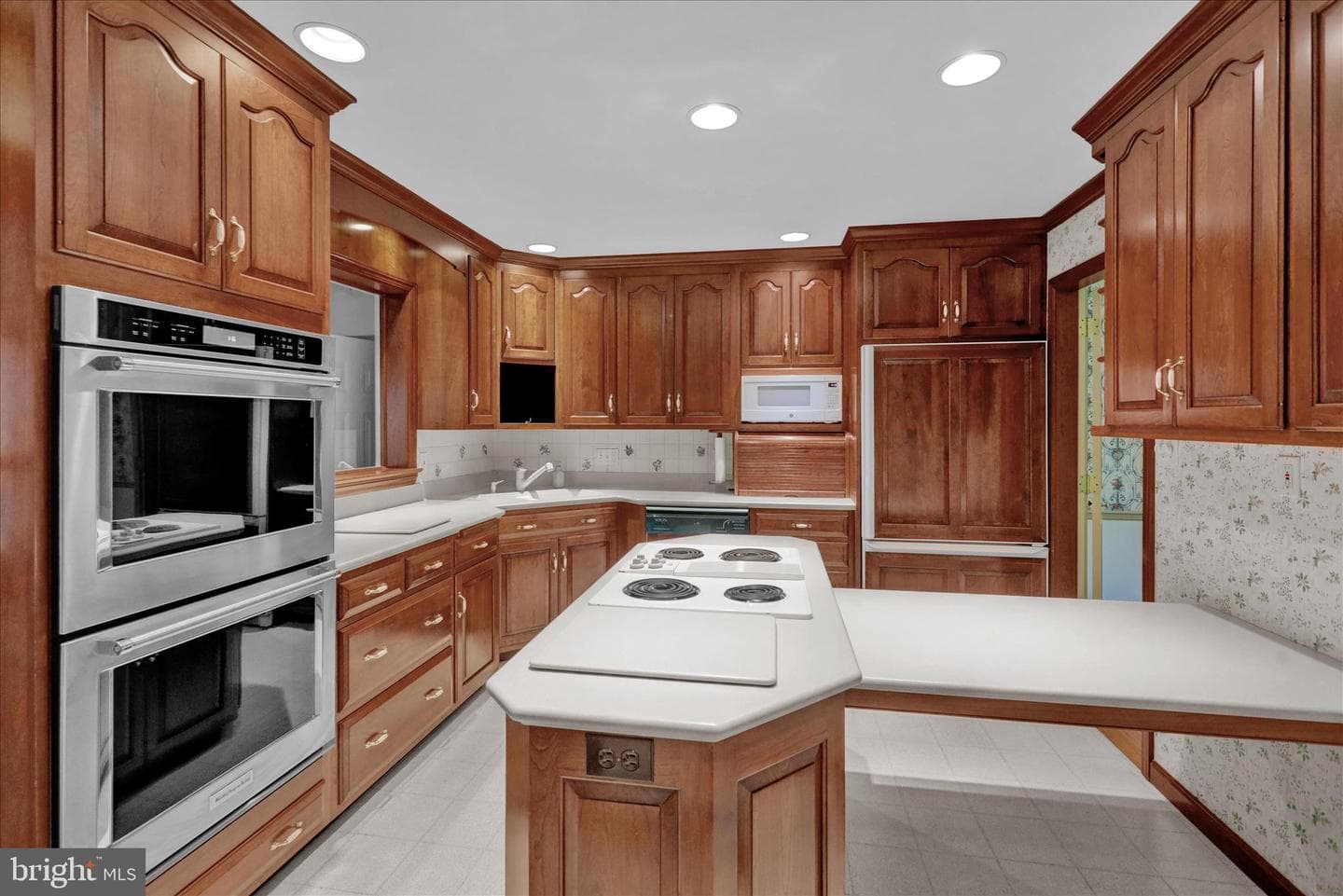62 Oak Lane photo 28