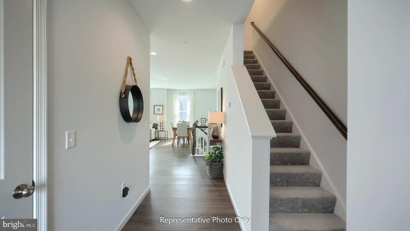 28 N Conifer Drive photo 11
