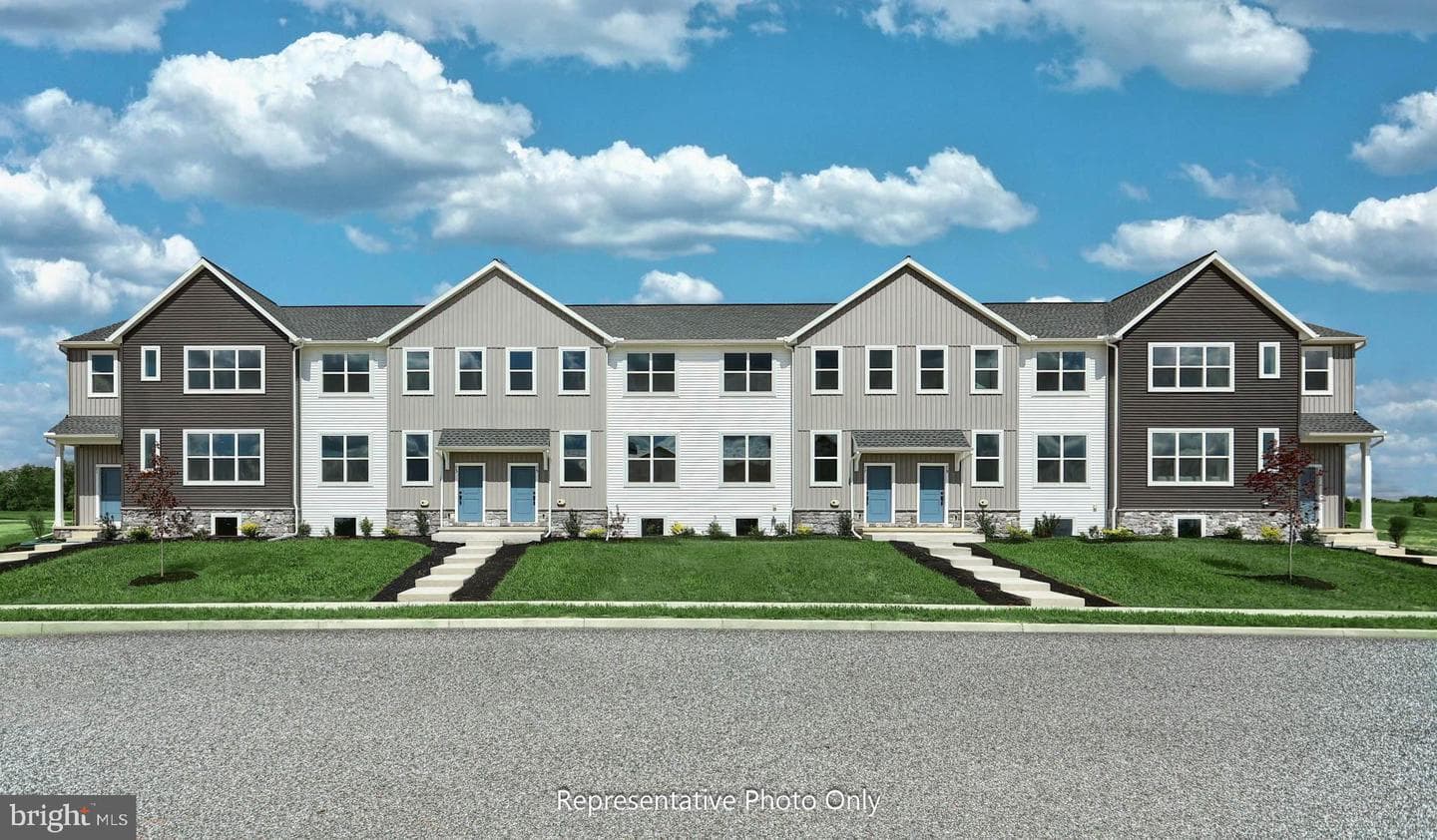 30 N Conifer Drive, Elizabethtown