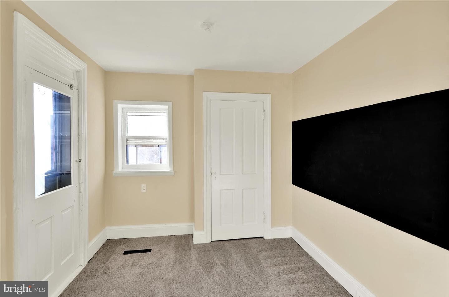 832 Houston Street photo 14
