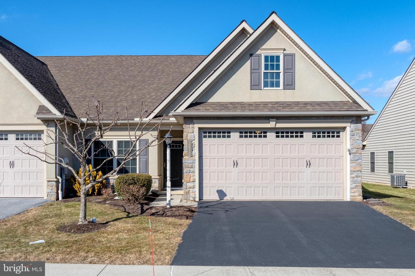 1210 Cantebury Drive