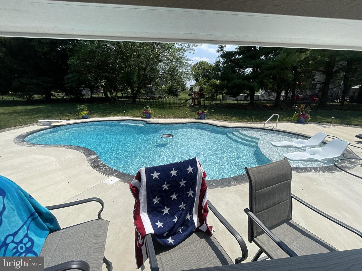 119 Saybrooke Drive photo 3