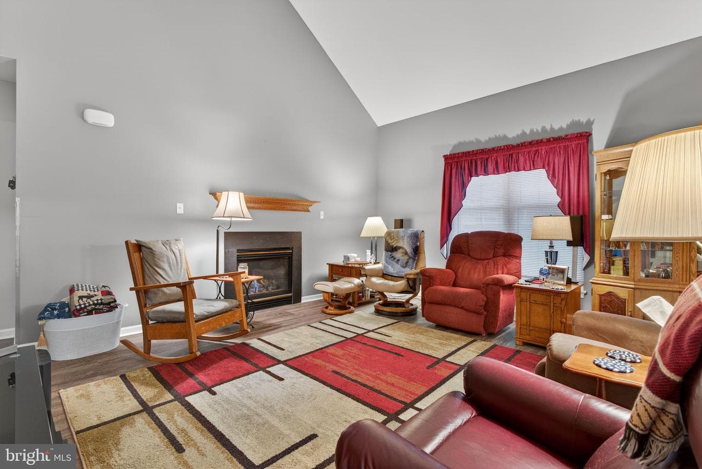 24 Spring Hill Lane photo 4