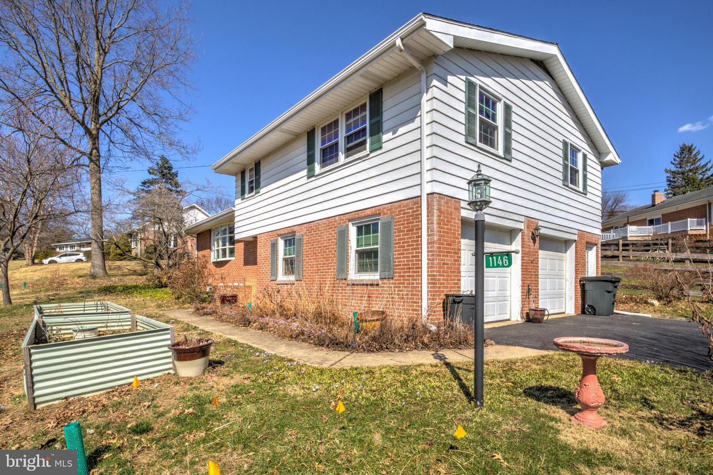 1146 Hermosa Avenue photo 4