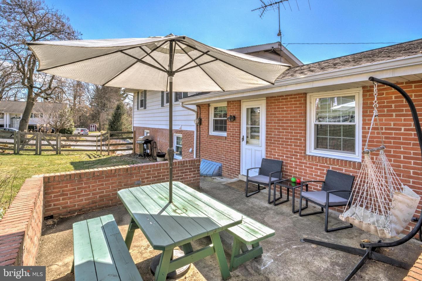 1146 Hermosa Avenue photo 8