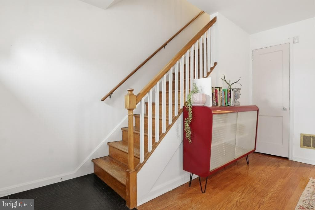 71 Hershey Avenue photo 14