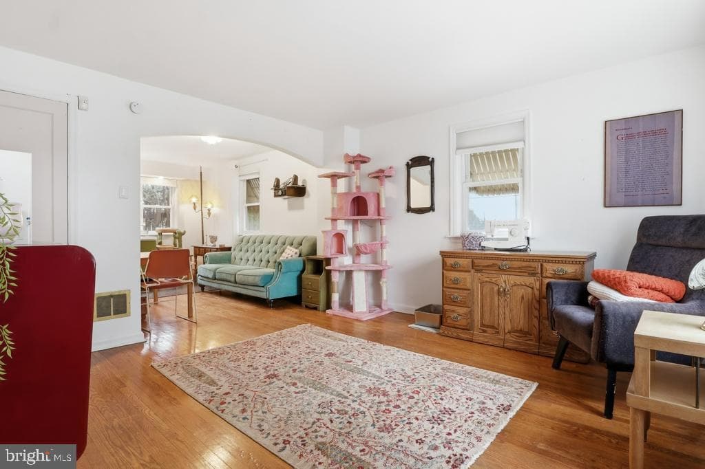 71 Hershey Avenue photo 4