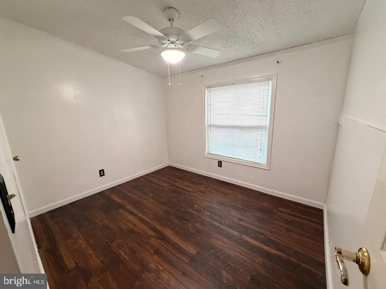 203 Oakfield Court W photo 15