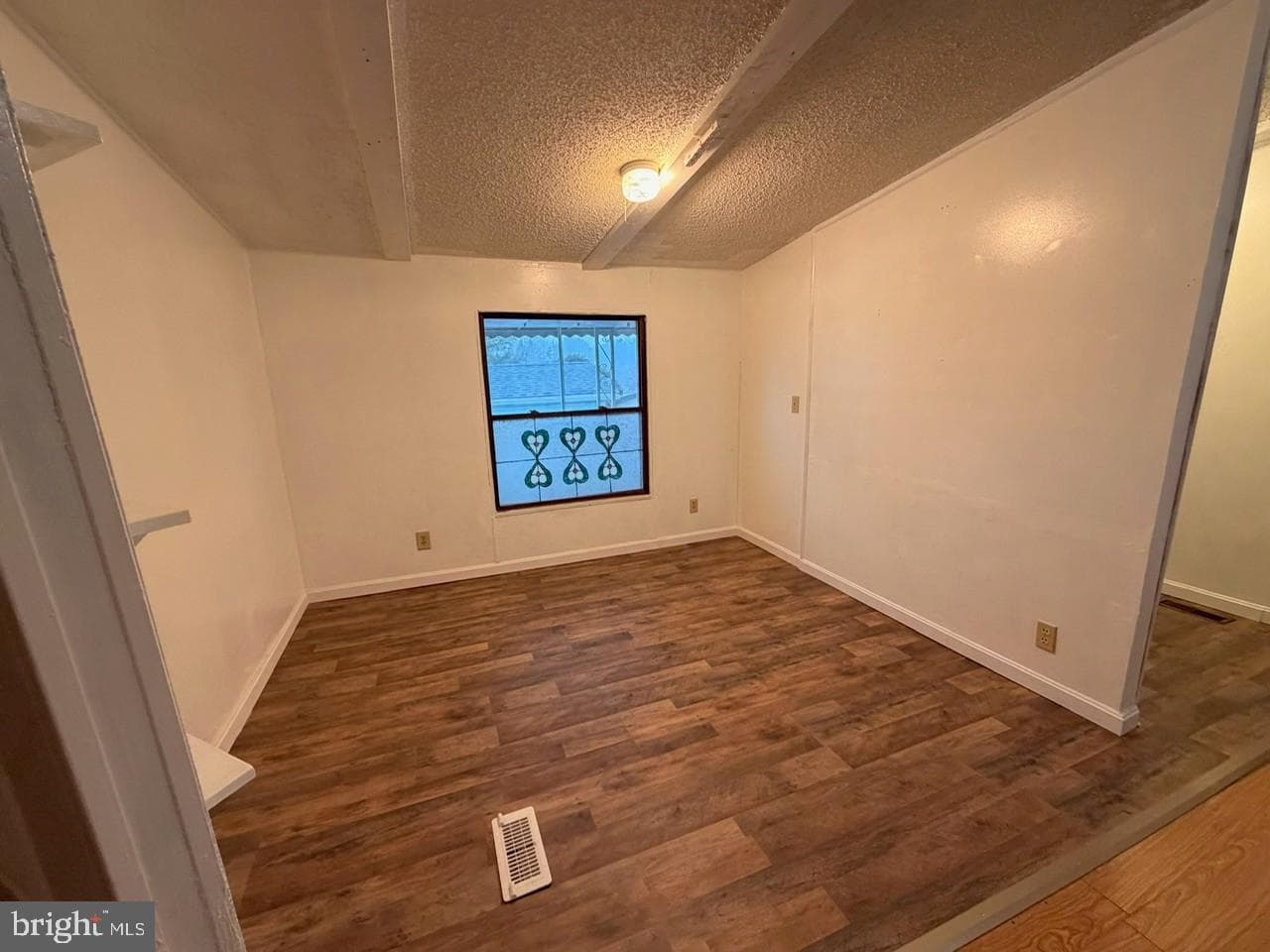 203 Oakfield Court W photo 21