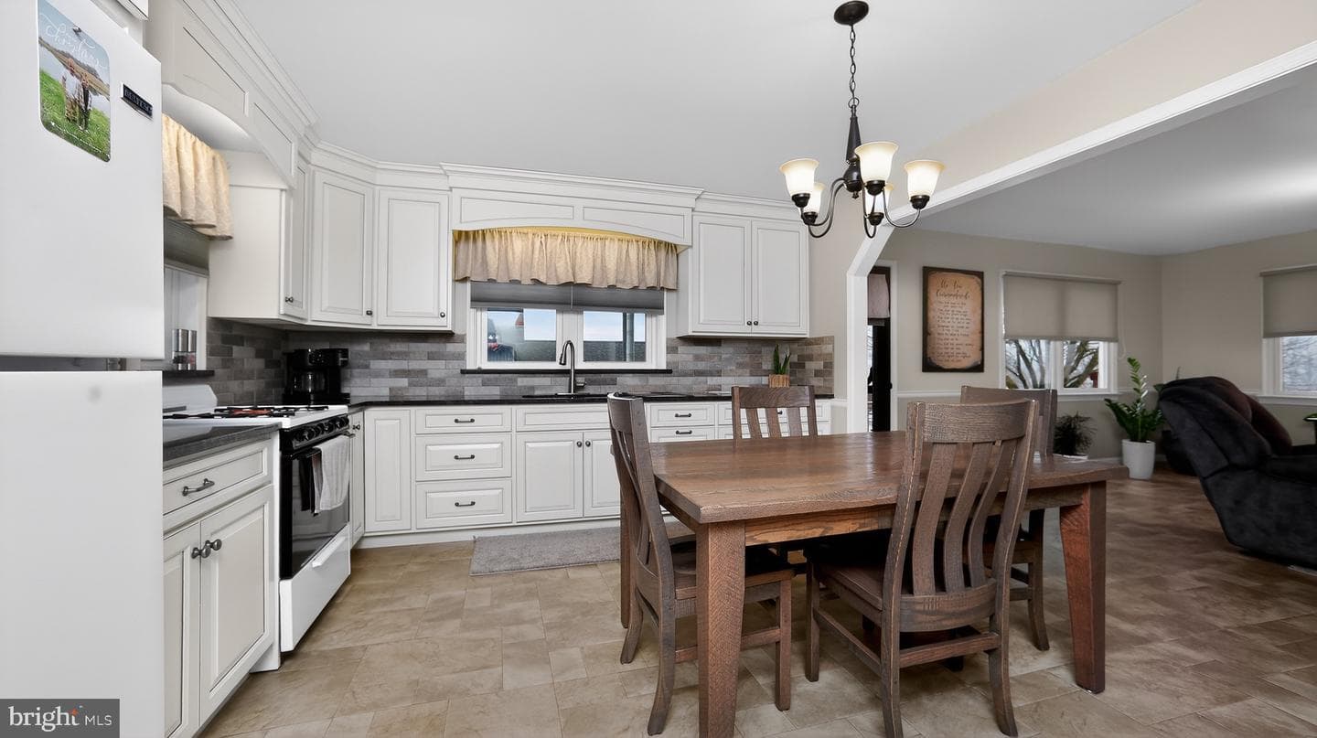 6142 Beaver Dam Road photo 5