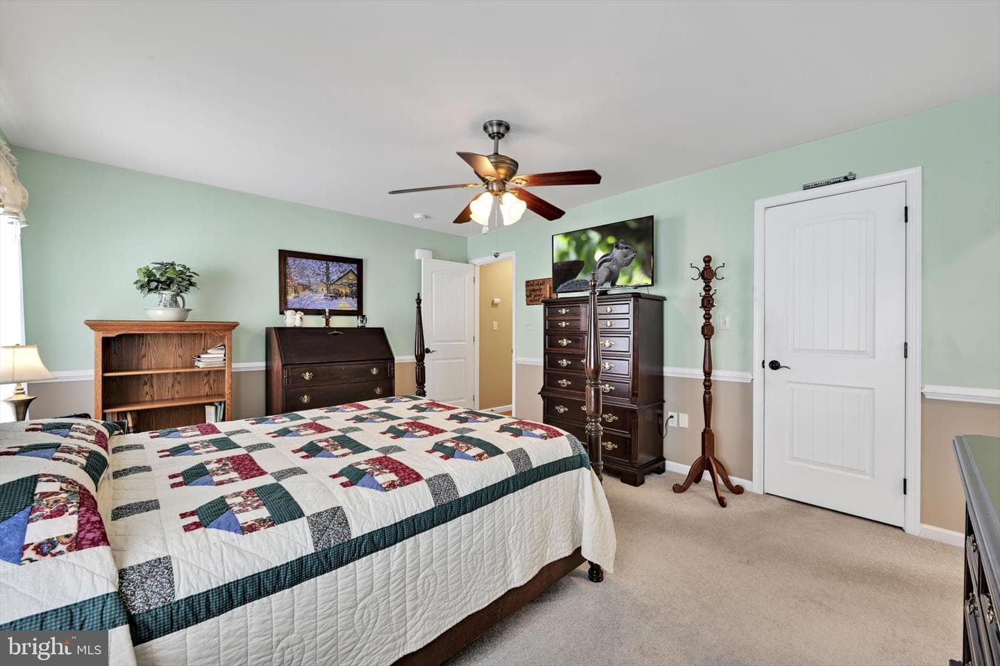 820 Cambridge Drive photo 20