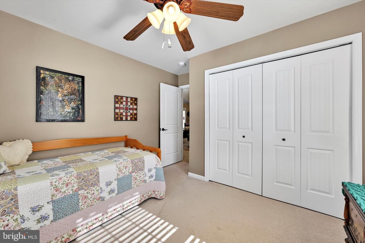 820 Cambridge Drive photo 24