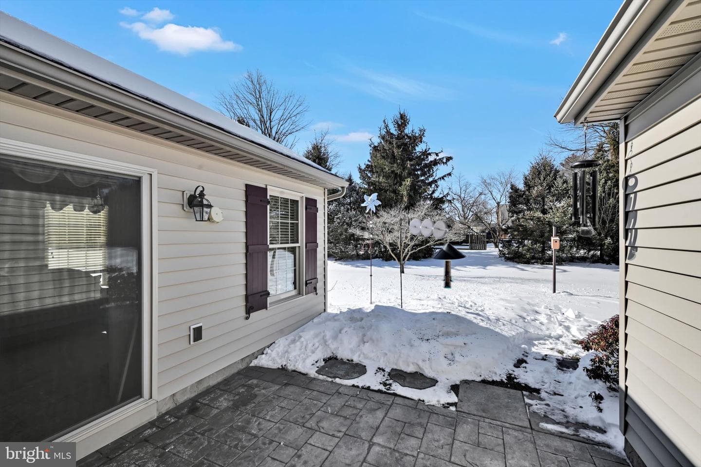 820 Cambridge Drive photo 30