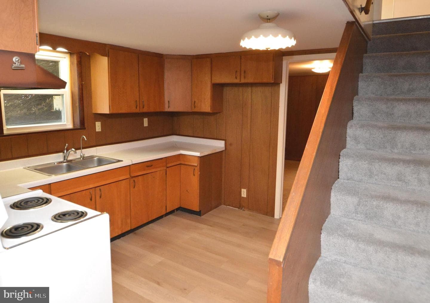 401 Lemon Street photo 26