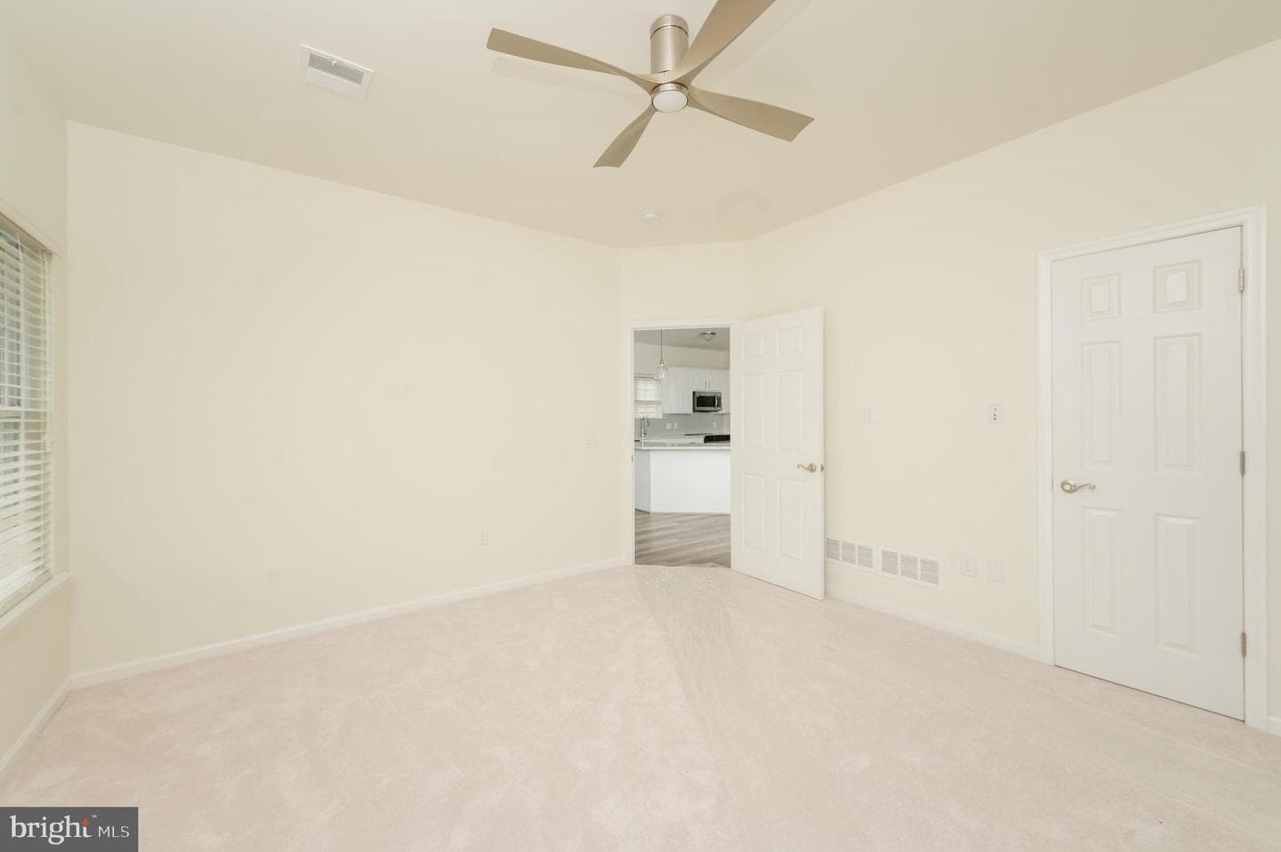 631 Thoreau Drive photo 19
