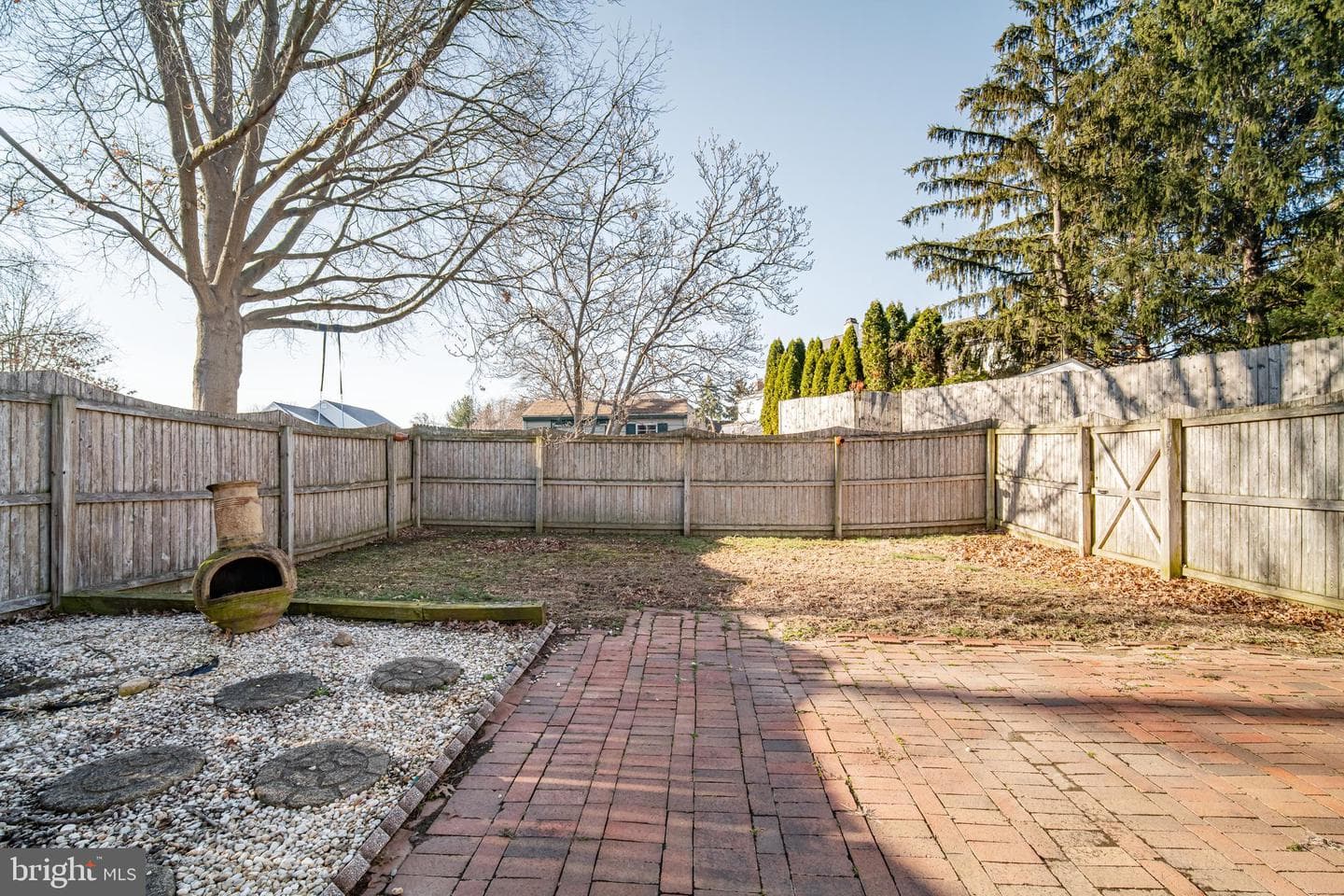 250 Huntington Drive photo 26