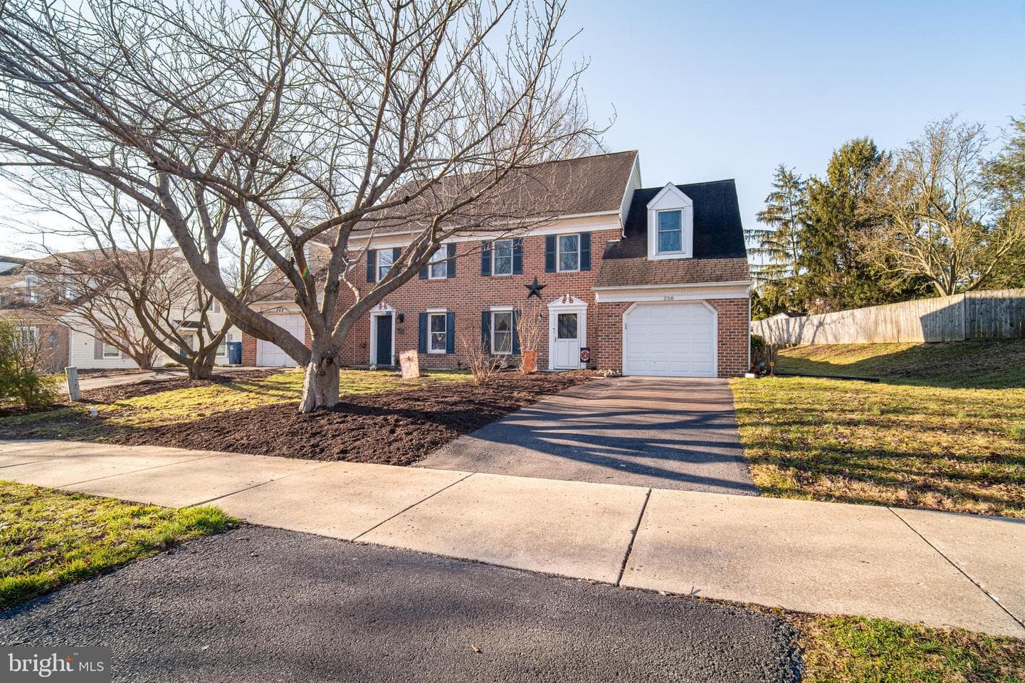 250 Huntington Drive photo 29