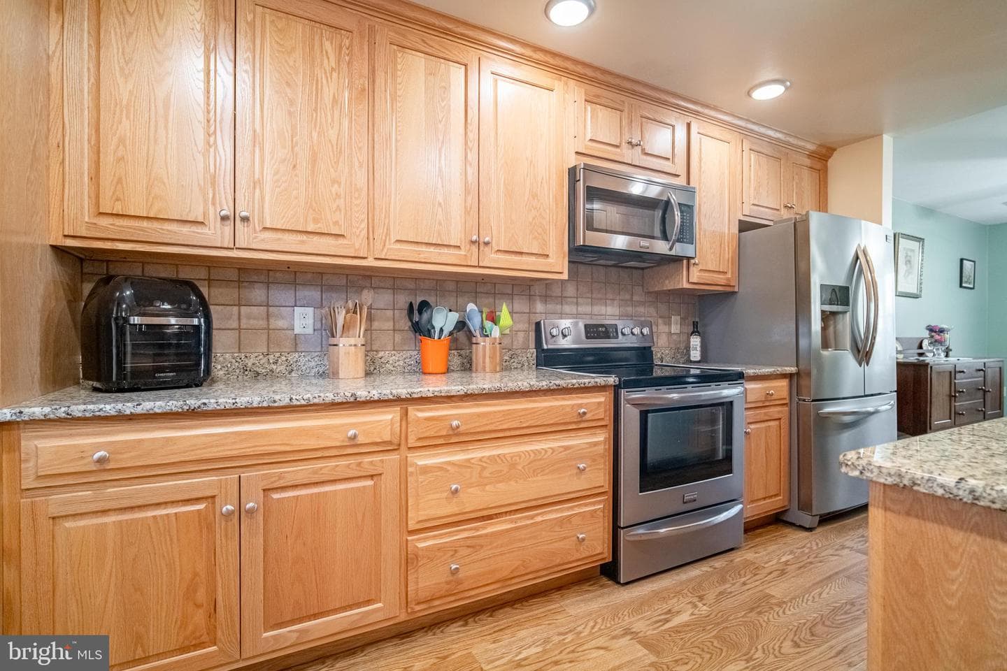 250 Huntington Drive photo 5