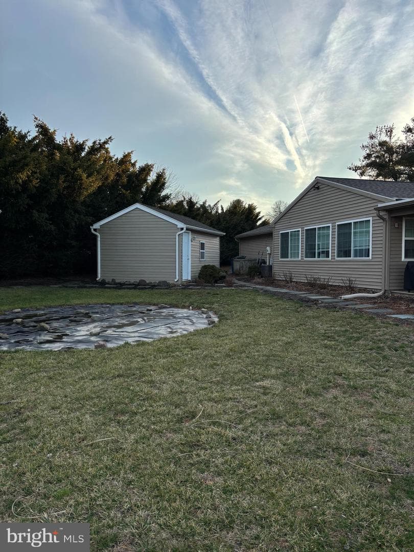 501 Goldfinch Drive photo 8
