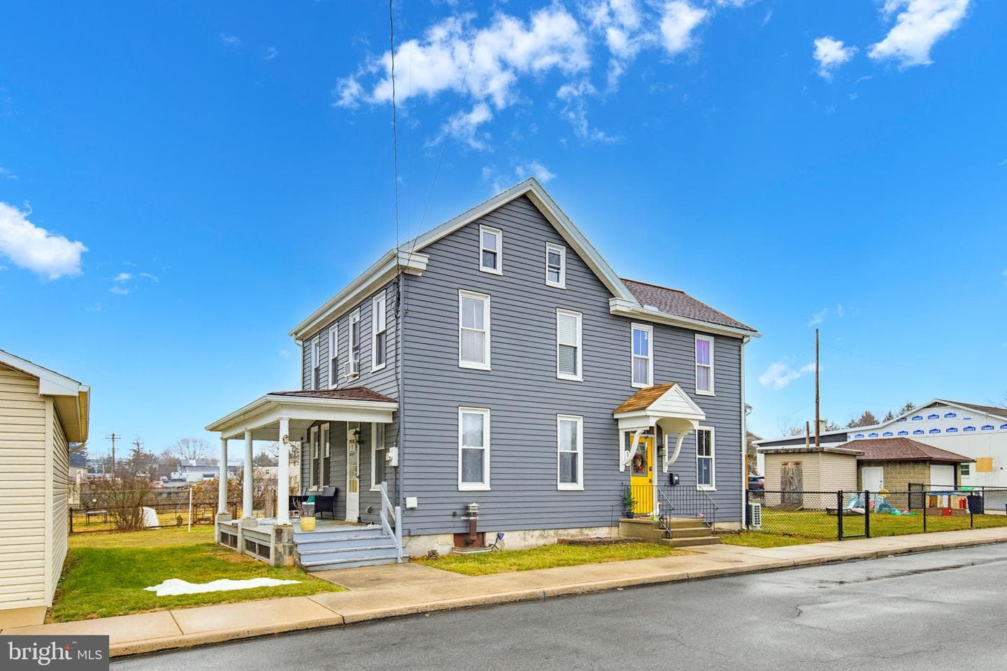 114 N Market Avenue