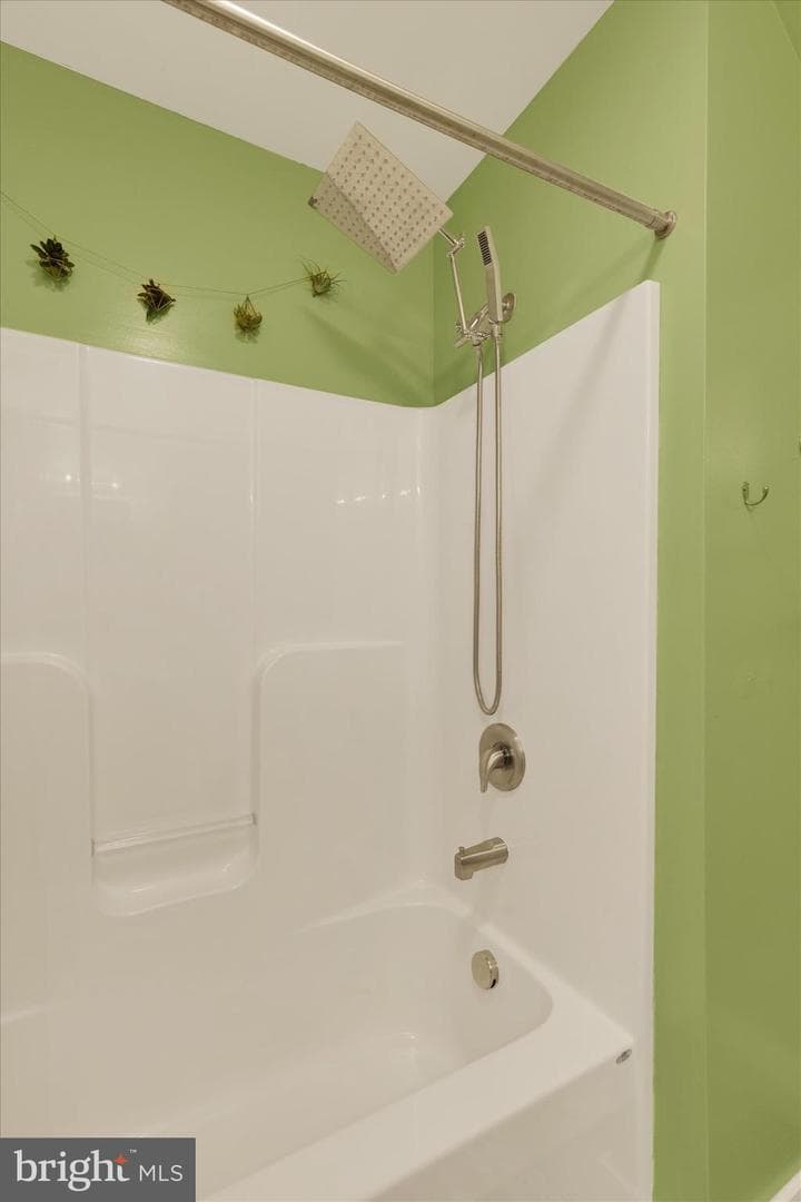 226 Loghes Drive photo 39