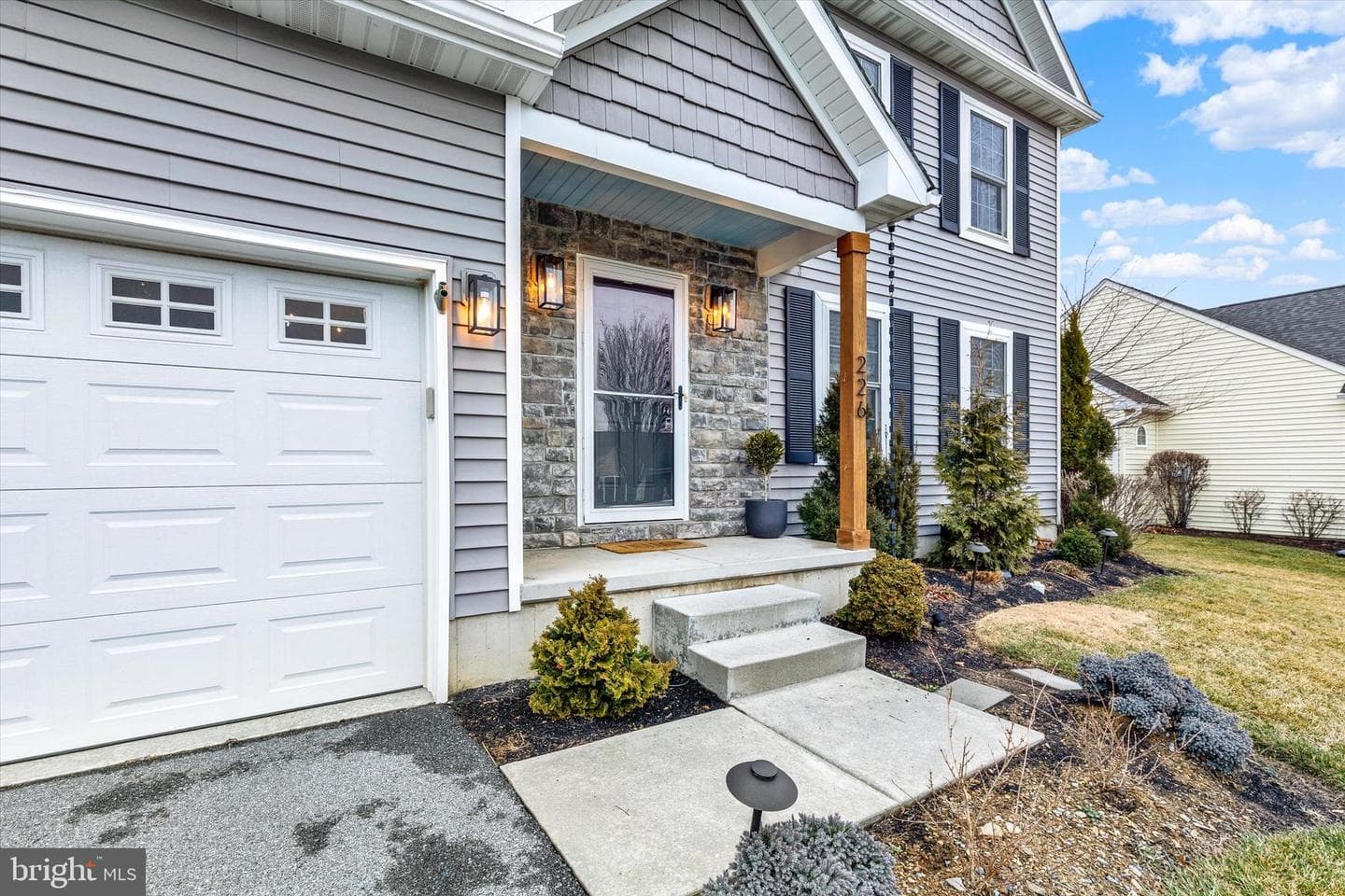 226 Loghes Drive photo 45