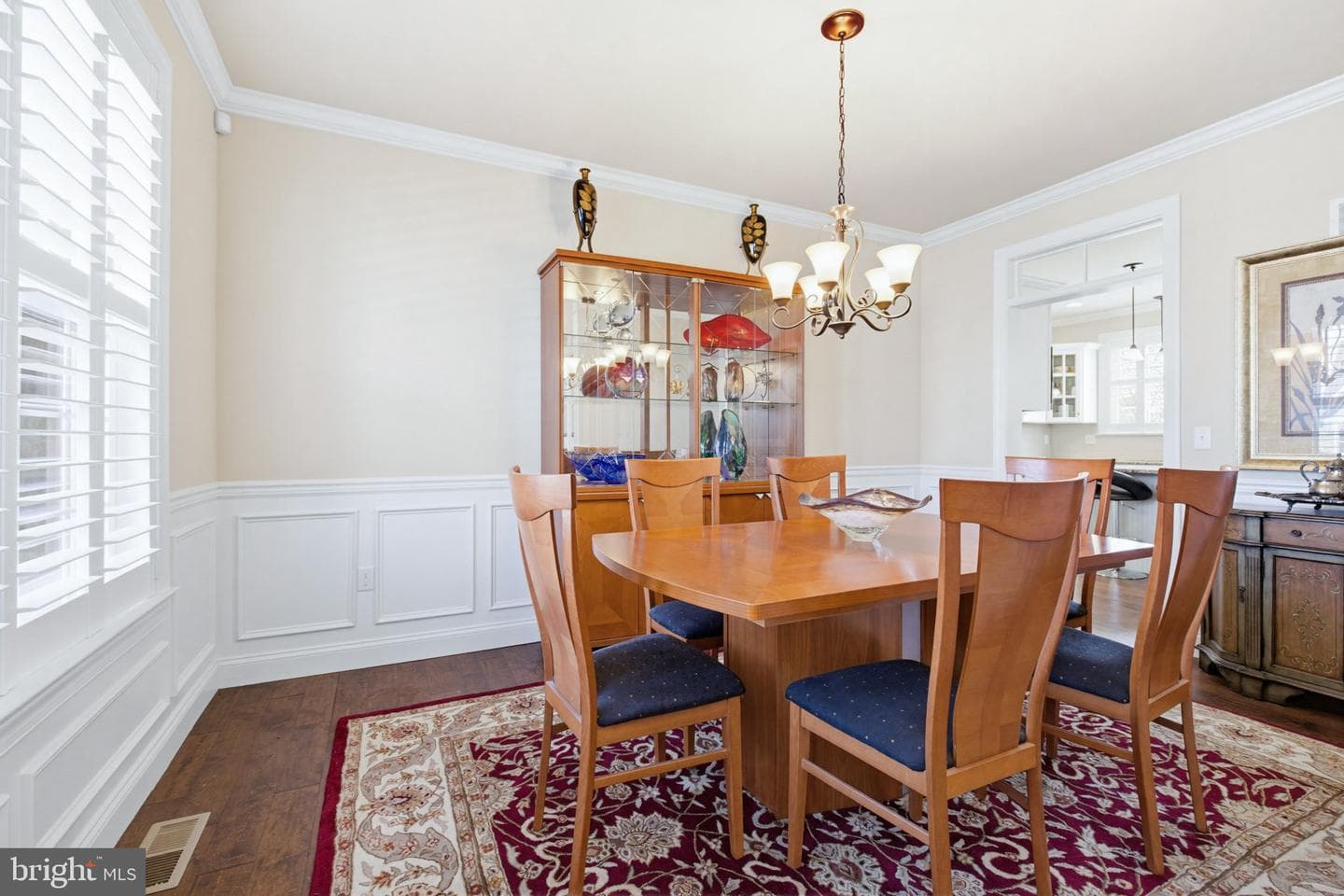 1021 Suffolk Drive photo 5