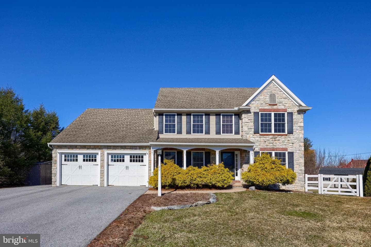 40 Creekview Drive