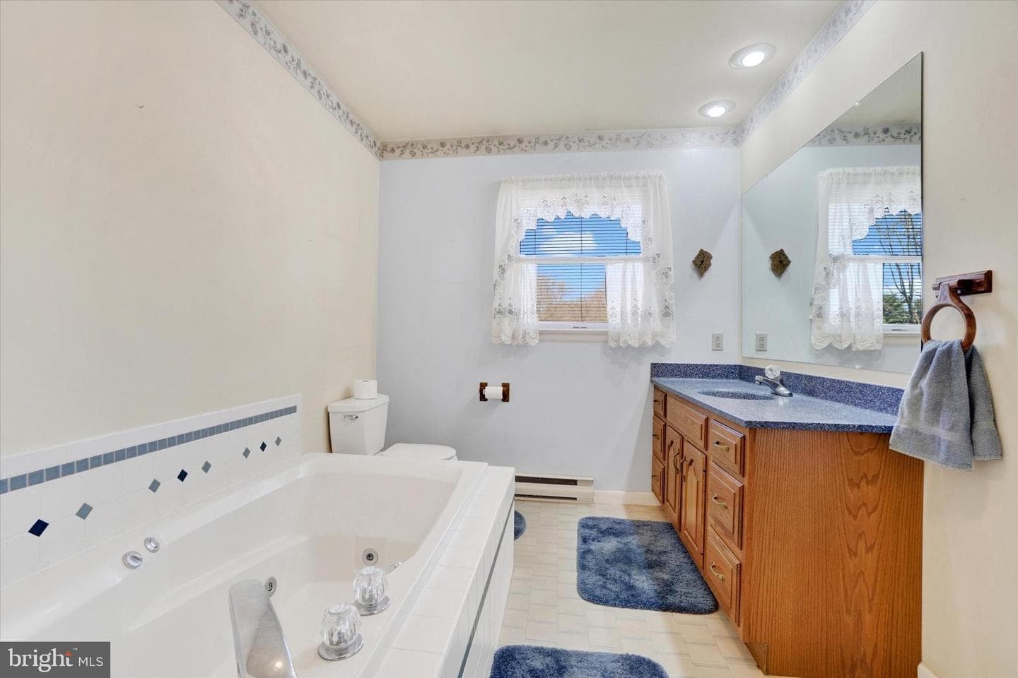 3242 Elmae Drive photo 18