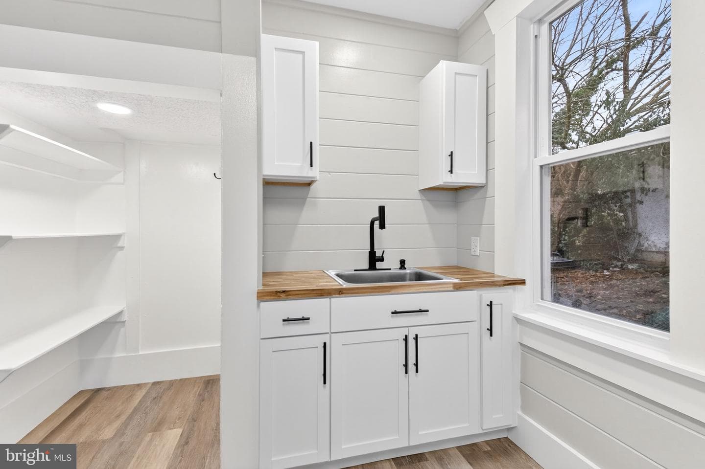 345 Beaver Street photo 14