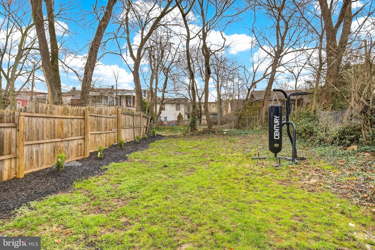 345 Beaver Street photo 40