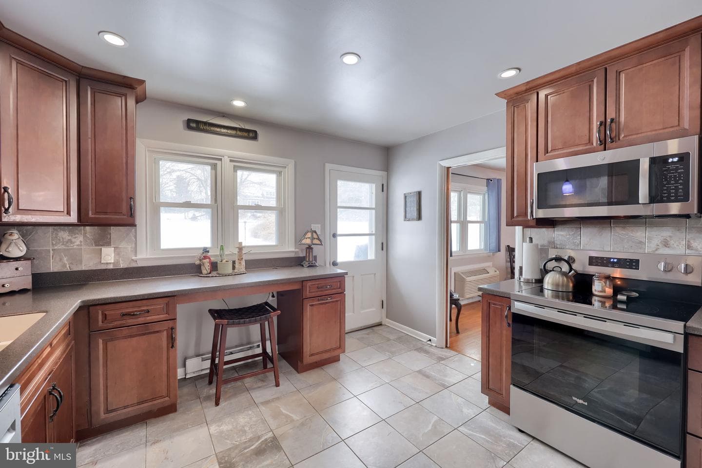 340 Primrose Avenue photo 15