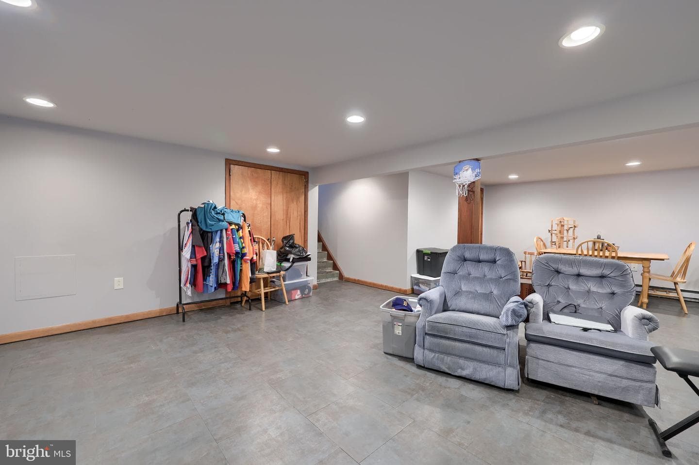 340 Primrose Avenue photo 34