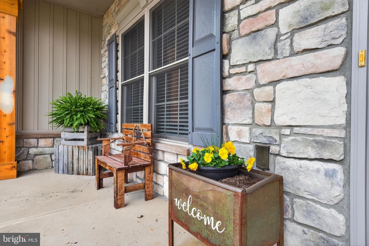 104 Royal Horse Way photo 4