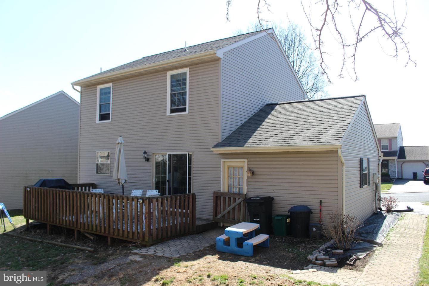 404 Tanger Street photo 17