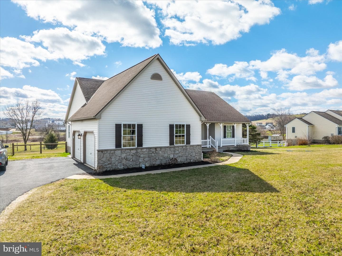 420 Fairview Road photo 3