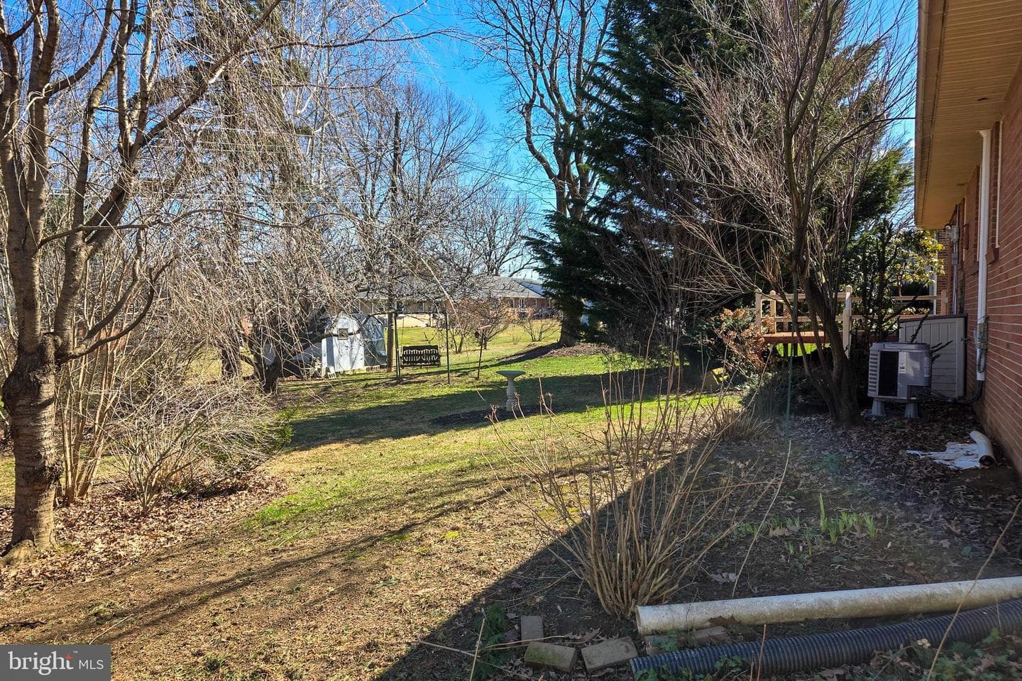 83 Highland Drive photo 34