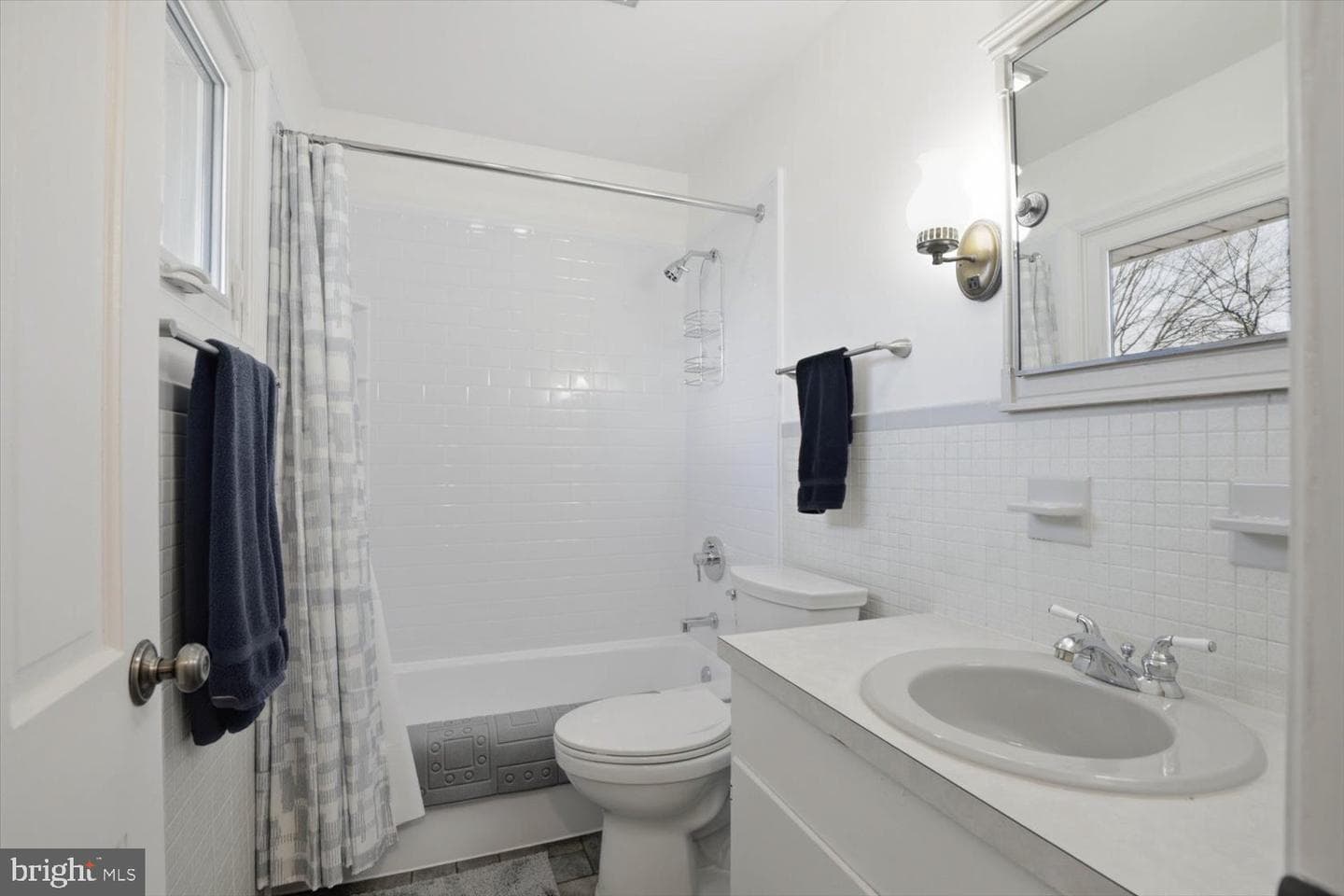 325 Balmer Road photo 14